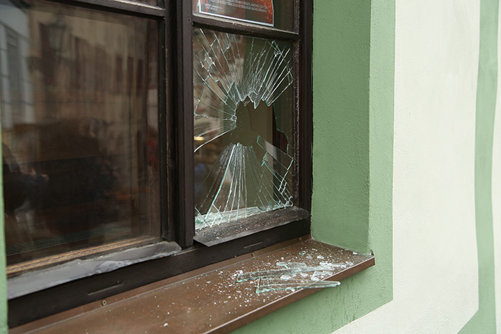 A2B Glass are able to board up broken windows while they are being repaired in Cleethorpes.